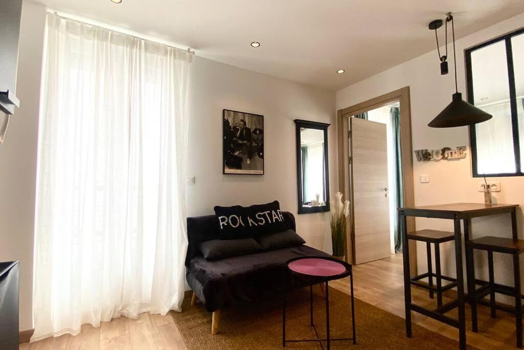 Appartement Avec Vue Jardin Proche De Paris Saint-Maurice  Luaran gambar